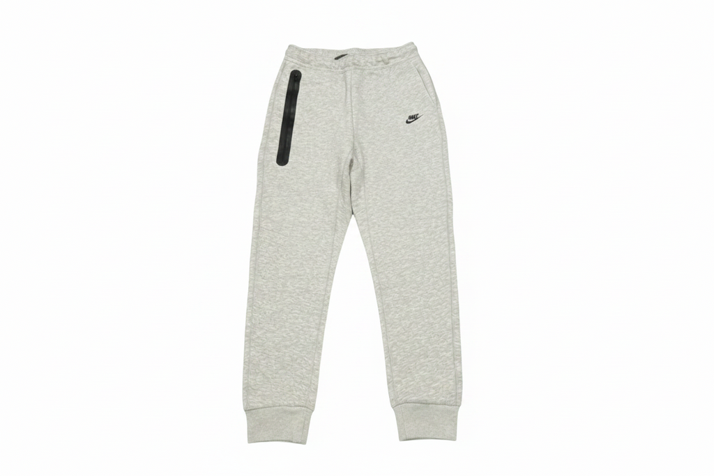 Nike tech gris ensemble